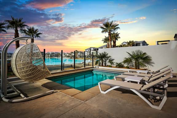 Beachside Retreat at Desert Color by Ember Stays - Image 2